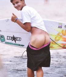 gay 74 5d3eb82ea6c06.jpg