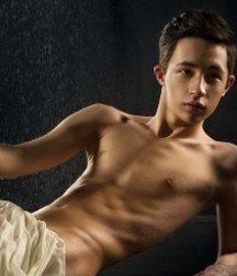 gay 79 5d469f3aa73de.jpg