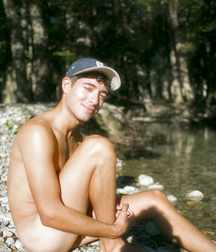 Young Man, Follow 5c3640b0b2fd8.jpg