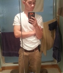 Selfie (Solo) 5be2802dc2c09.jpg