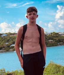 Green color cute boys twink tube 611805eedc6fc.jpg