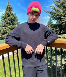 Green color cute boys twink tube 611806998e920.jpg