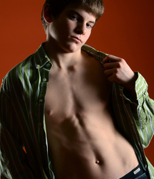 Green color cute boys twink tube 61180cc2d5317.jpg