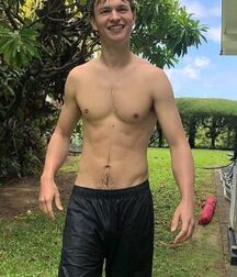 Mix Guys Beauty Boys Twink Tube 6199f42fcad78.jpg
