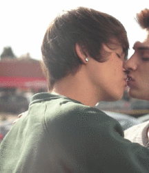 Turn ons 5c0b31679e25e.gif