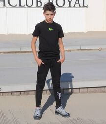 Boys in Joggers gay twinks 5f0a18292eb06.jpg