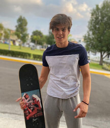 Boys in Joggers gay twinks 5f0a183a78e77.jpg