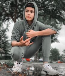 Boys in Joggers 2 5f14cb6e934e8.jpg