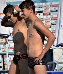 Stretching Lycra shirtless gay tube  5fab1b173b0f6.jpg