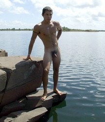 Nude outdoor 5bf85b850a16c.jpg