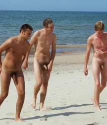 Public Outside Nude Gay Porn Boys Summer Beach 623fde51a845c.jpg