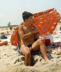 Public Outside Nude Gay Porn Boys Summer Beach 623fdf29001c3.jpg