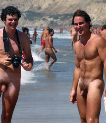 Public Outside Nude Gay Porn Boys Summer Beach 623fdff3b68e4.jpg