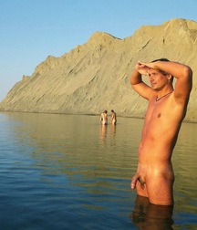 Public Outside Nude Gay Porn Boys Summer Beach 623fdff801530.jpg