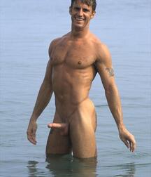 Public Outside Nude Gay Porn Boys Summer Beach 623fe059ee098.jpg