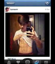Turner 5bf893c8d6661.jpg
