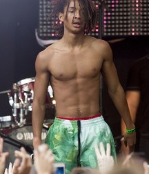 Jaden 5bf8bc314cee3.jpg