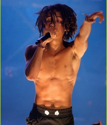 Jaden 5bf8bc41ae505.jpg