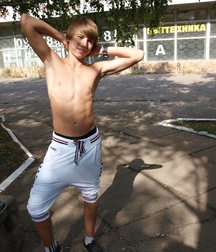 Filipp 5bf8be14d5025.jpg