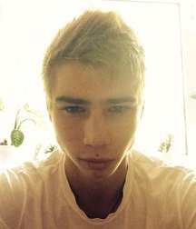 Filipp 5bf8be7664acb.jpg