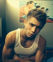 Filipp 5bf8be7864fa2.jpg