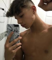 Rafael 5c015a7d2fd39.jpg