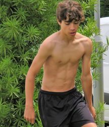 Goncalo Silva 5e18b77983ea3.jpg