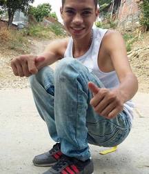 Beauty Boys 5c7ef3f0b7399.jpg