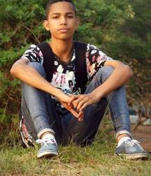 Beauty Boys 5c7ef3f242f66.jpg