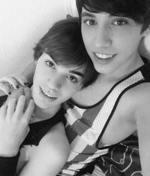 Beauty Boys 2 5c7fe22134da2.jpg