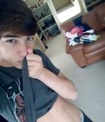Beauty Boys 2 5c7fe28d8063b.jpg
