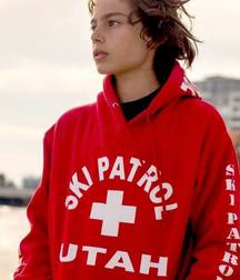 Beauty Boys 2 5c7fe29bd3d39.jpg