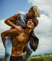 Uploaded by:andyfox 5bfb1b484c0a7.jpg