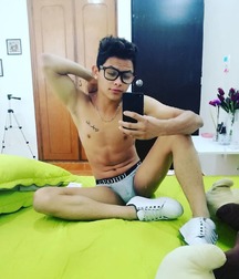 Hot teens  5c6ec9f4c9f1d.jpg