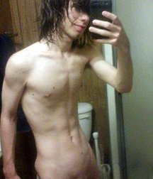 delicious boys 5c82c1f3d5fd8.jpg