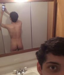 naked boys 5c914ad901ce6.jpg