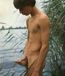 Sexy Hairy Man 5c54b37c0d1b9.jpg