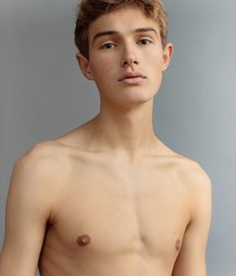 Beautiful Boys - 9 5cf8820cebba0.jpg