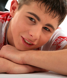 Beautiful Boys - 11 5cf95eba84c5d.jpg