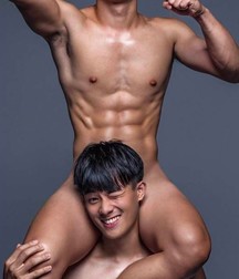 Sexy Boys - 215