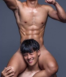 Sexy Boys - 222 5d16cadcabf75.jpg