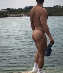 Sexy Boys - 242 5d38a8c5c37bf.jpg