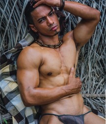 Sexy Boys - 302 5da33df8e889e.jpg
