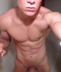 Sexy Boys -321 5dbf2447f422f.jpg