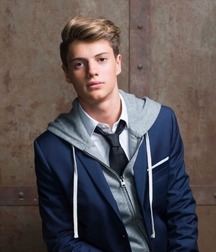 YOUNG MEN 5c0d955bf01d9.jpg