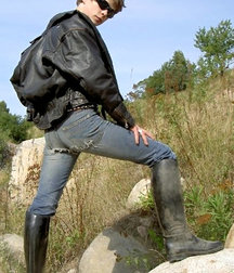 Boot boys 5c12de3198256.jpg