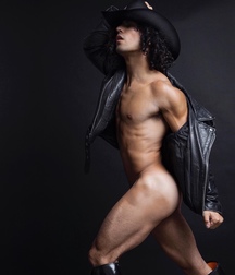 Boys in leather 5c1b7e6f32d30.jpg