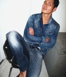 Jeans 5c1bb906e0fea.jpg