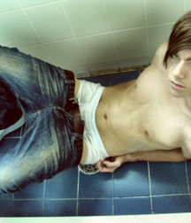 Jeans 5c1bb9100b248.png