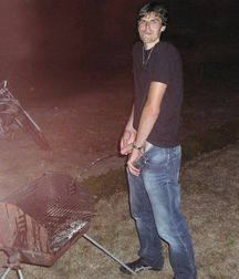Boys peeing 5c1ec54511ce1.jpg